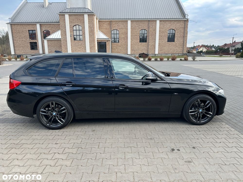 BMW Seria 3 318d DPF Edition Sport - 15