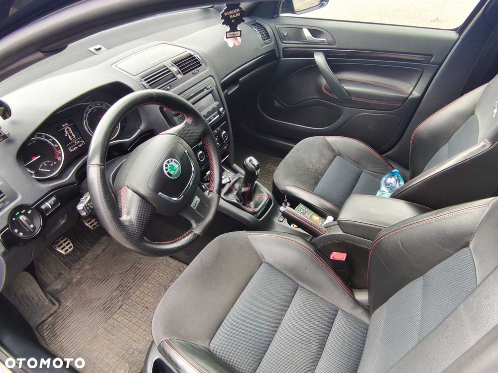 Skoda Octavia 2012 photo 5