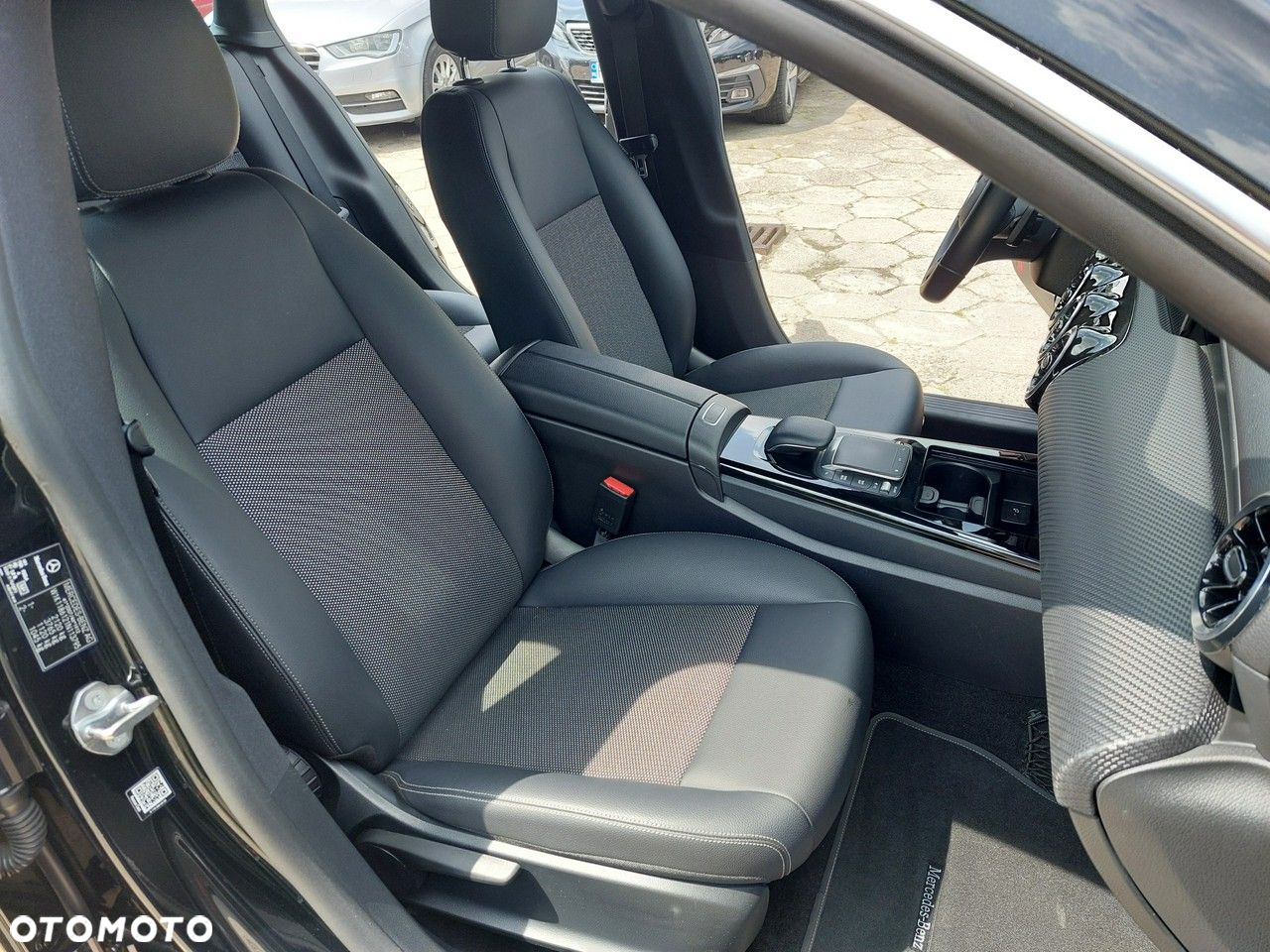 Mercedes-Benz CLA - 20