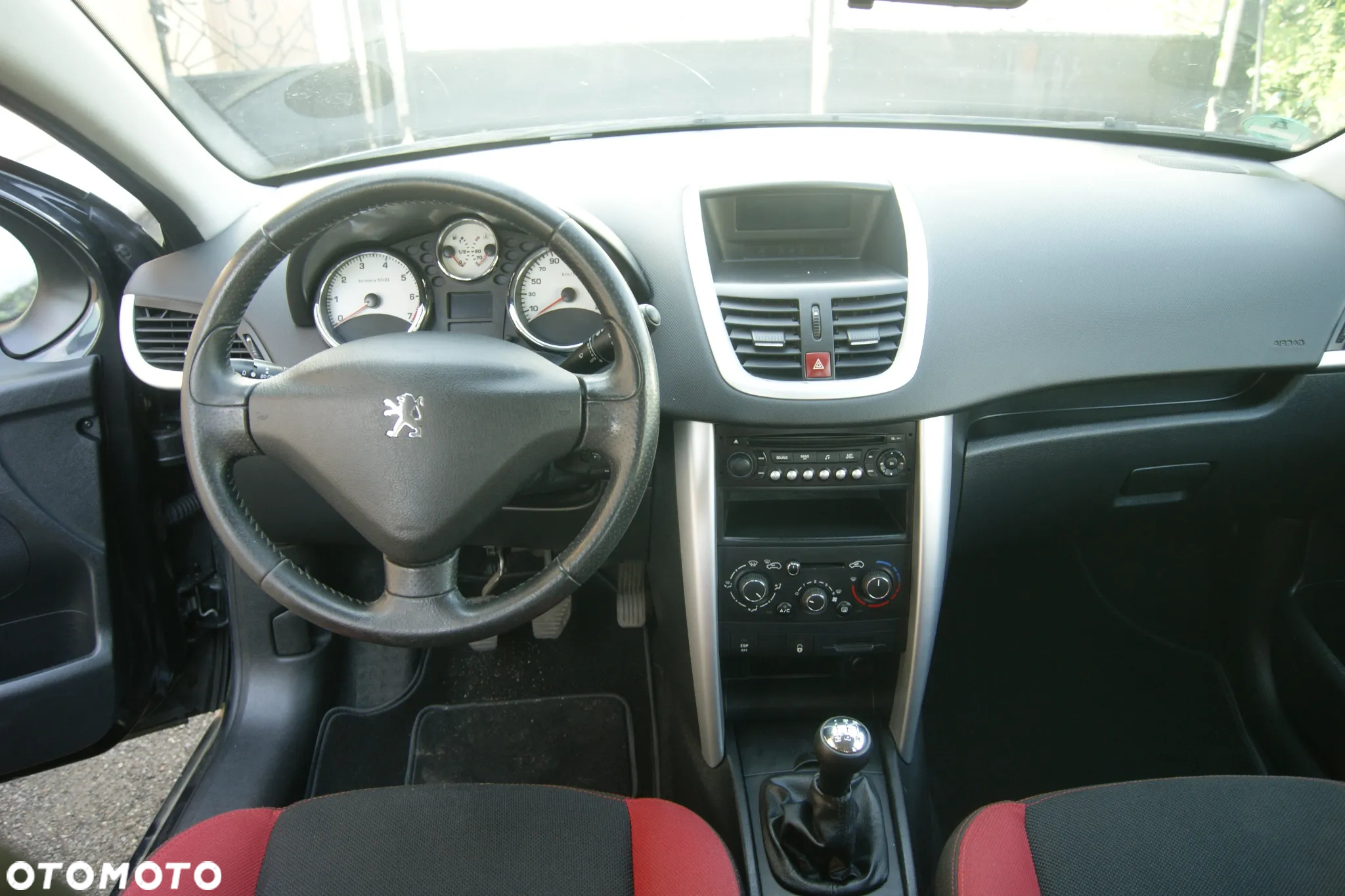 Peugeot 207 75 Urban Move - 14