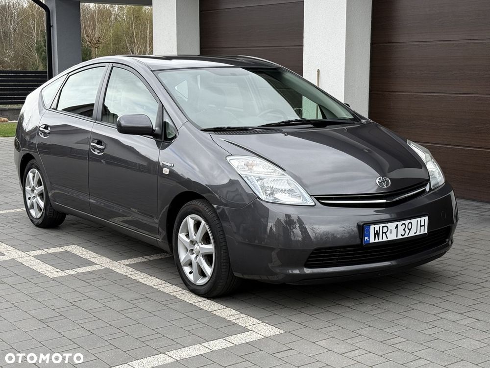 Toyota Prius 1.5 VVT-i Sol - 11