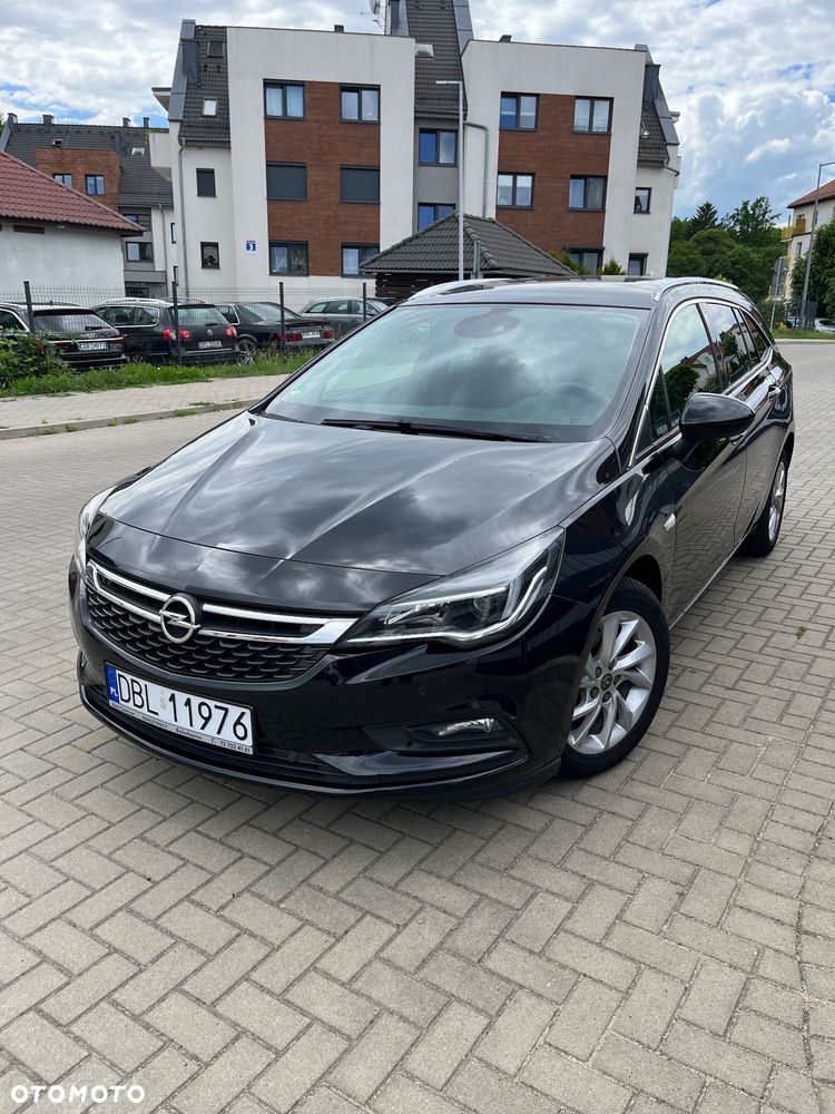 Opel Astra 1.4 T Elite - 4