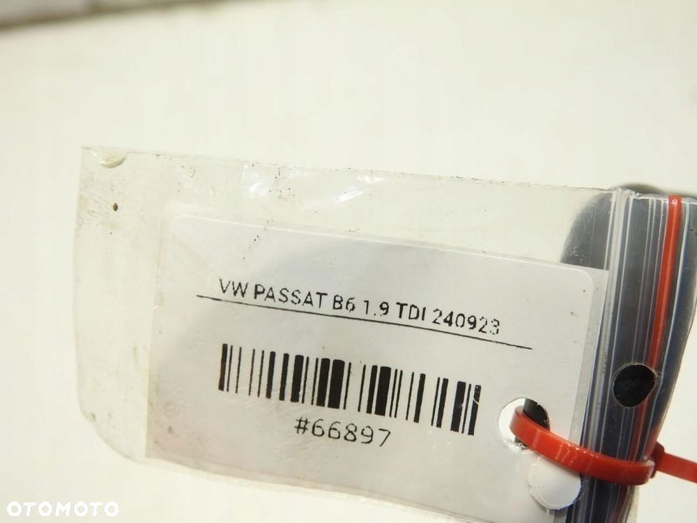 WĄŻ RURA WODY VW PASSAT B6 - 5