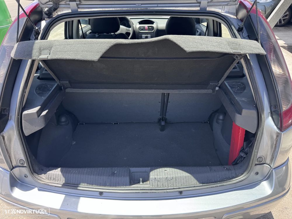 Opel Corsa 1.2 Twinport Enjoy - 18