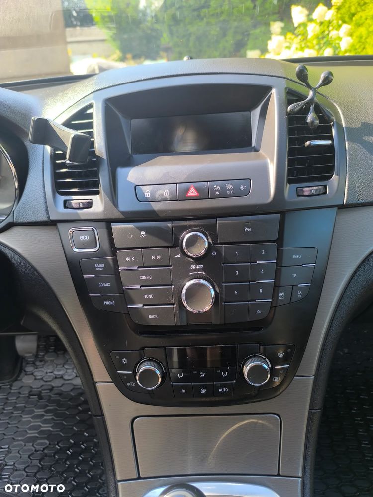 Opel Insignia - 10