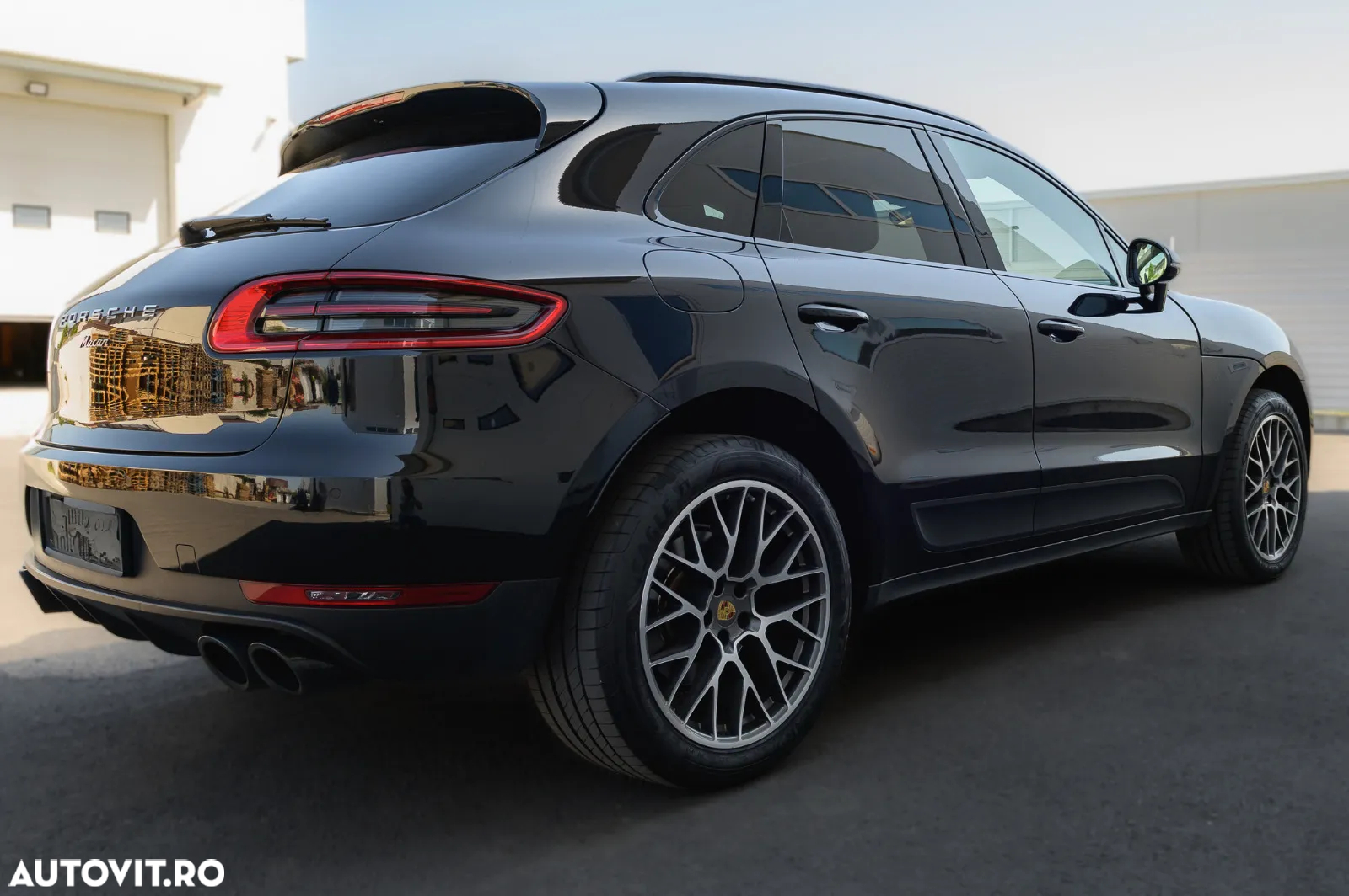 Porsche Macan Standard - 4