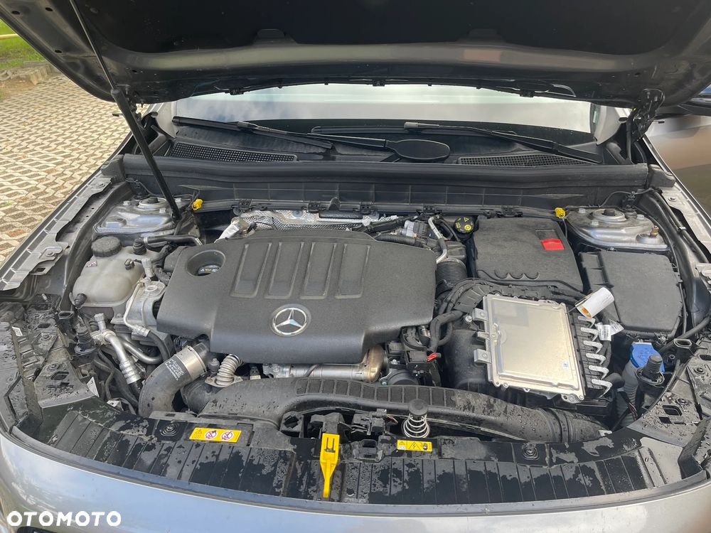 Mercedes-Benz GLB 200 d AMG Line 8G-DCT - 30