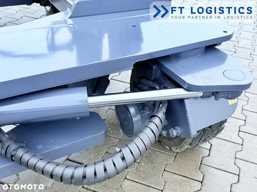 Combilift WÓZEK CZTEROKIERUNKOWY - WIELOKIERUNKOWY | COMBILIFT C4000 | GAS | TRIPLEX 6900MM | POZYCJONER WIDEŁ | PEŁNA KABINA | WOLNY SKOK | STAN IDEALNY | Szeroka oferta wózków czterokierunkowych i bocznych, dopasowanych do różnorodnych potrzeb i zastosowań - 32