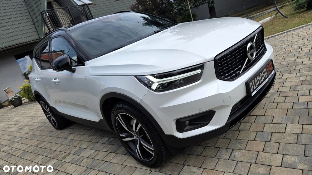 Volvo XC 40 T3 R-Design - 8