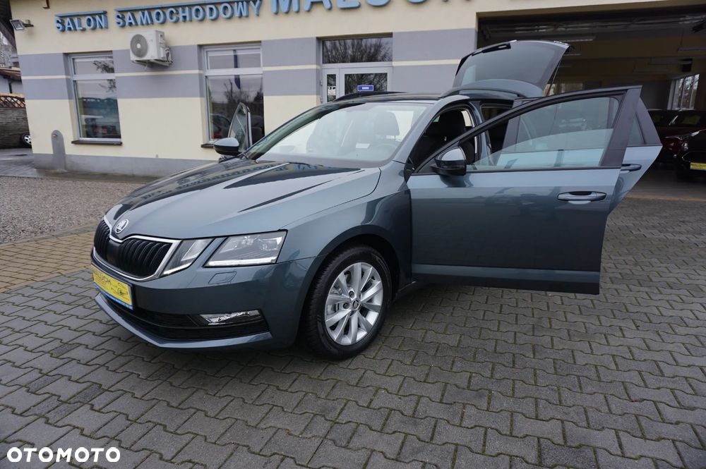 Skoda Octavia 2.0 TDI DSG Premium Edition - 11