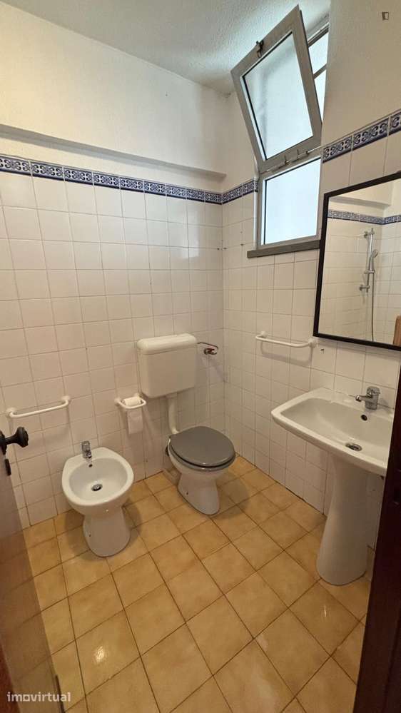Quarto - localizado em Santarem - Grande imagem: 5/6