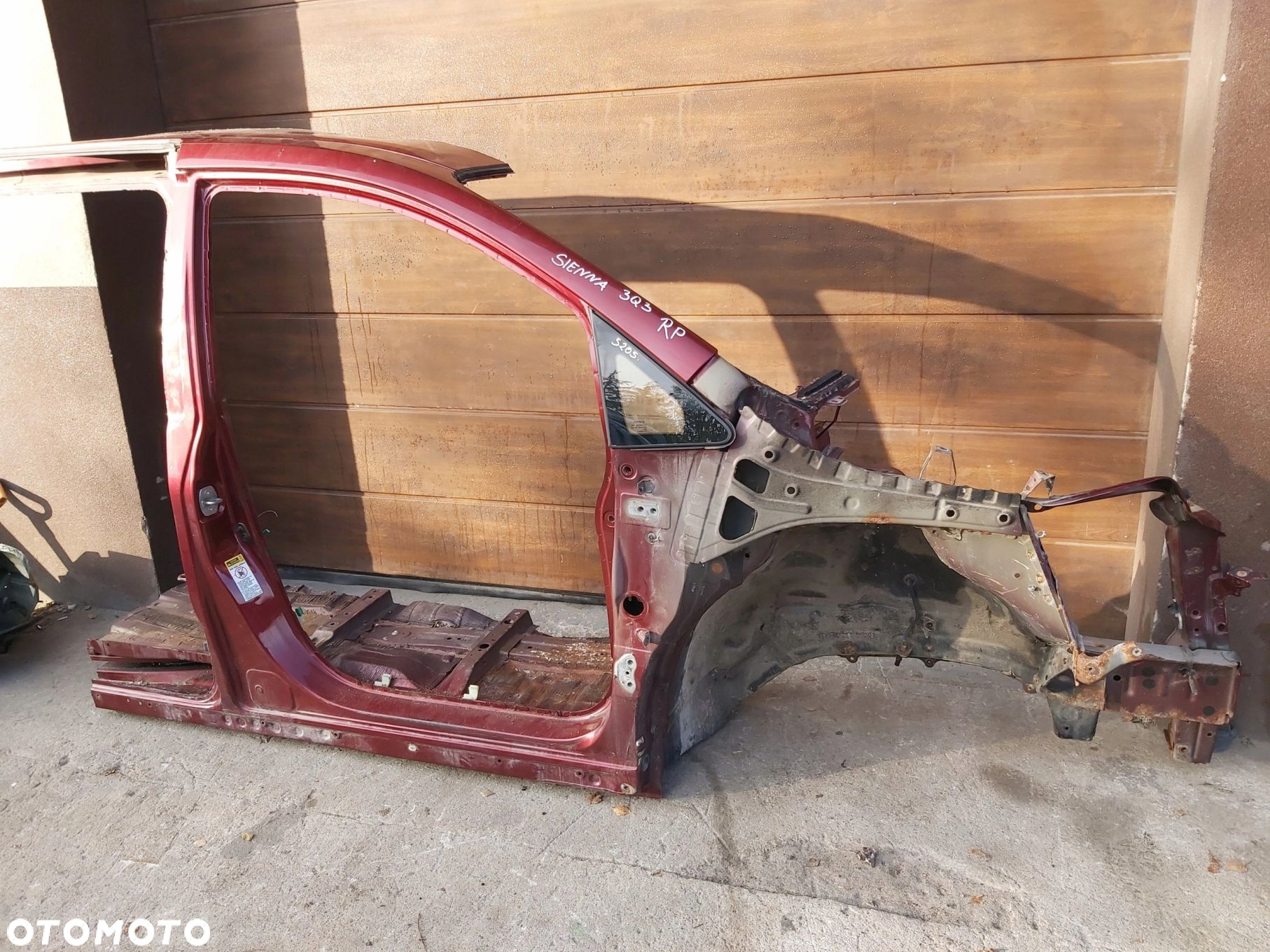 TOYOTA SIENNA ćwiartka słupek próg prawy 11-20 - 5