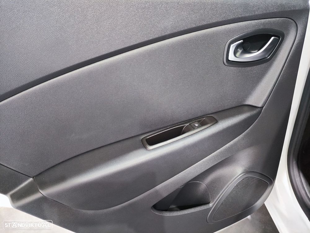 Renault Captur 1.5 dCi Exclusive - 29
