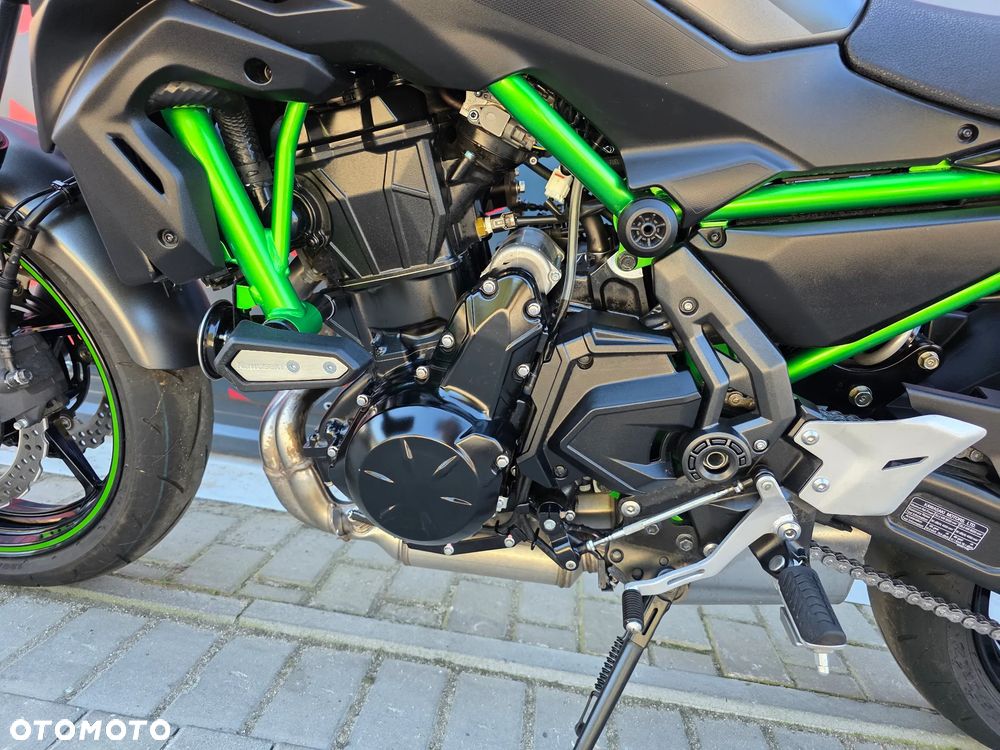 Kawasaki Z 650 - 12