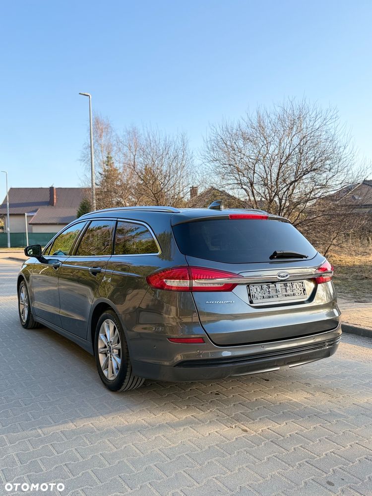 Ford Mondeo 2.0 EcoBlue Titanium - 13