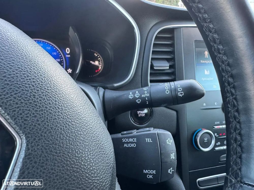 Renault Mégane Sport Tourer ENERGY TCe 130 BOSE EDITION - 35