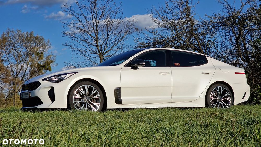 Kia Stinger 2.0 T-GDI GT Line - 3