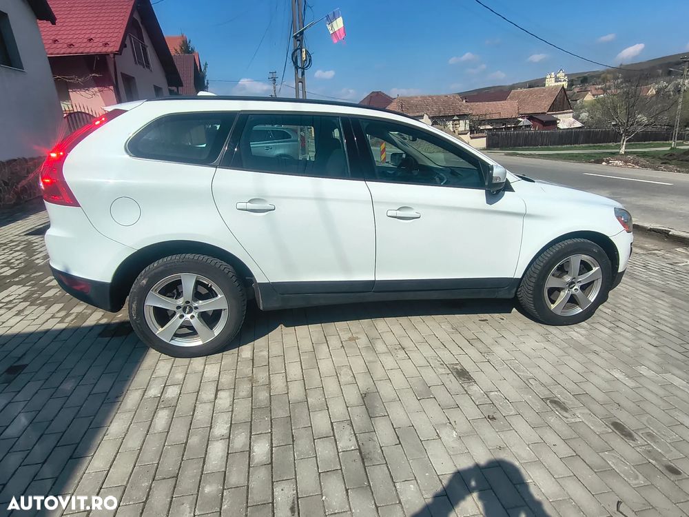 Volvo XC 60 D3 AWD Kinetic - 5