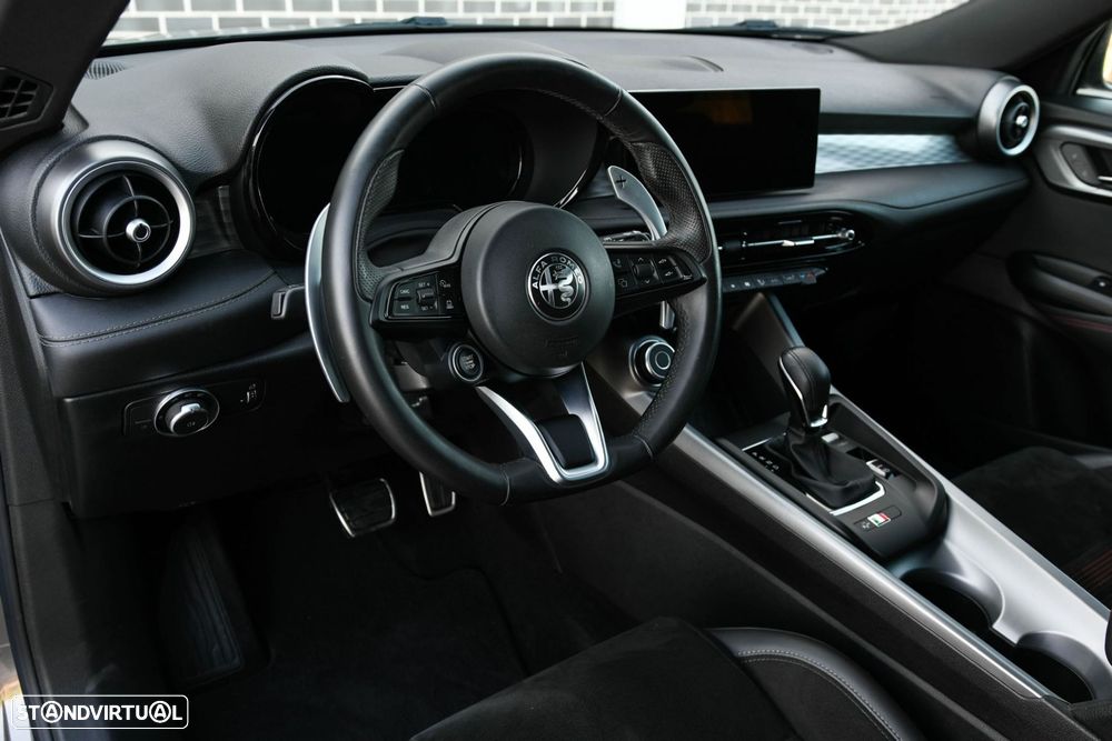 Alfa Romeo Tonale 1.5 Hybrid Edizione Speciale - 14