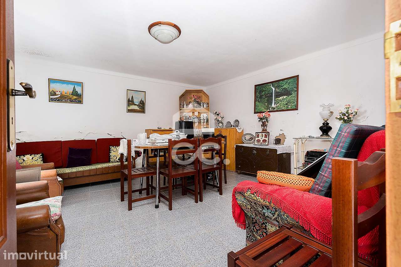 Conjunto de 2 Moradias T1 com Anexo e 750 m² de Terreno em Amieira do - Grande imagem: 5/57