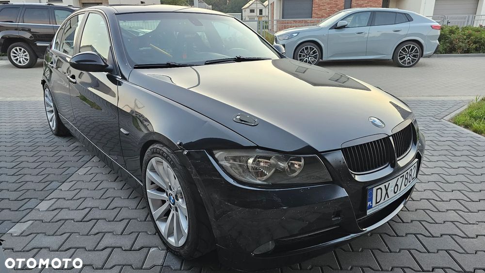 BMW Seria 3 325i - 2