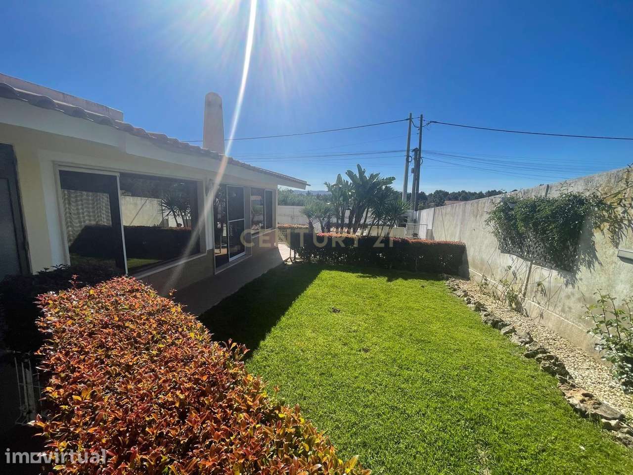 Moradia T3 em lote de 936m2 em Vila Alegre, Fernão Ferro - Grande imagem: 4/13