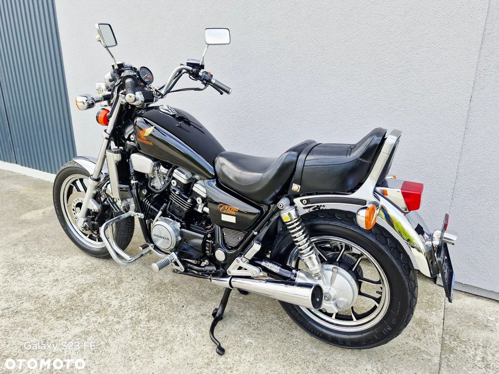 Honda VF - 15