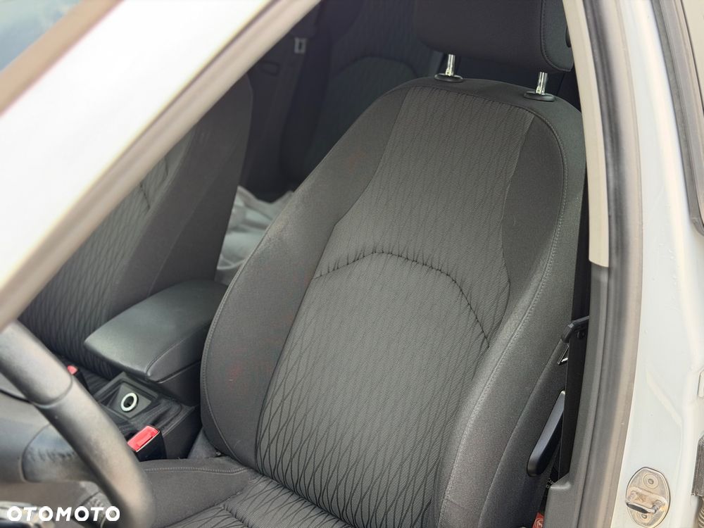 Seat Leon SC 1.2 TSI Style S&S DSG - 11