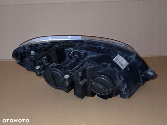 MERCEDES W204 204 C-KLASA reflektor lewy lampa lewa A2048208361 - 2