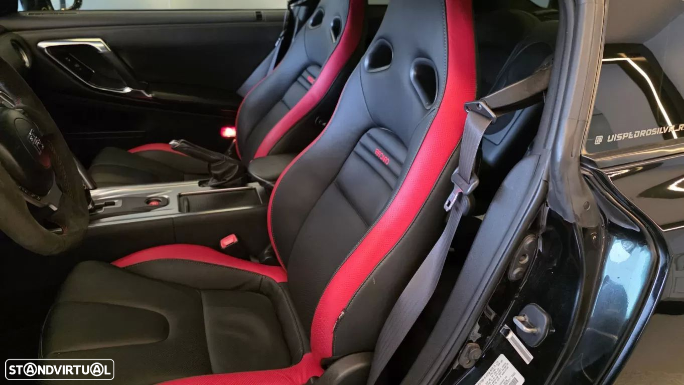 Nissan GT-R - 35