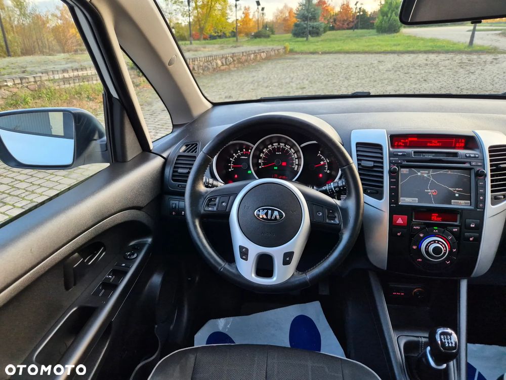 Kia Venga 1.6 CRDi 128 Dream-Team Edition - 30