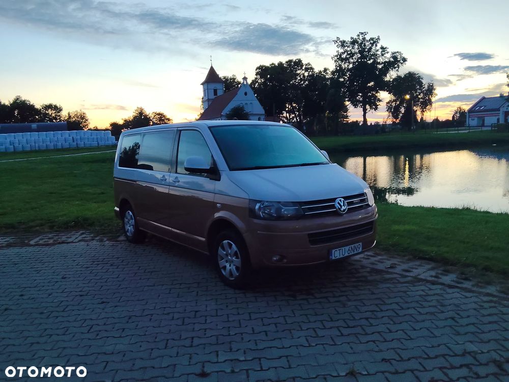 Volkswagen Transporter - 1