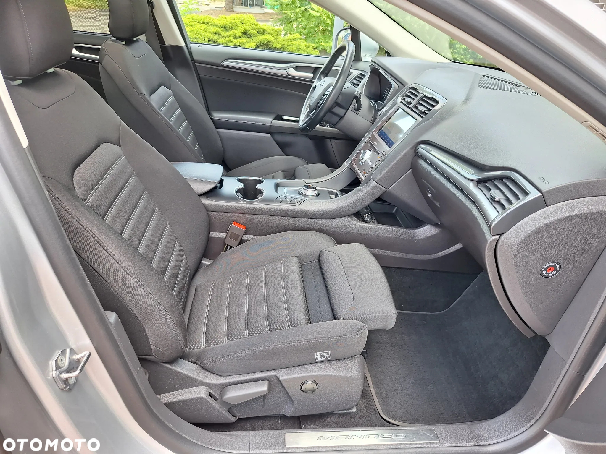 Ford Mondeo 2.0 EcoBlue Titanium - 30