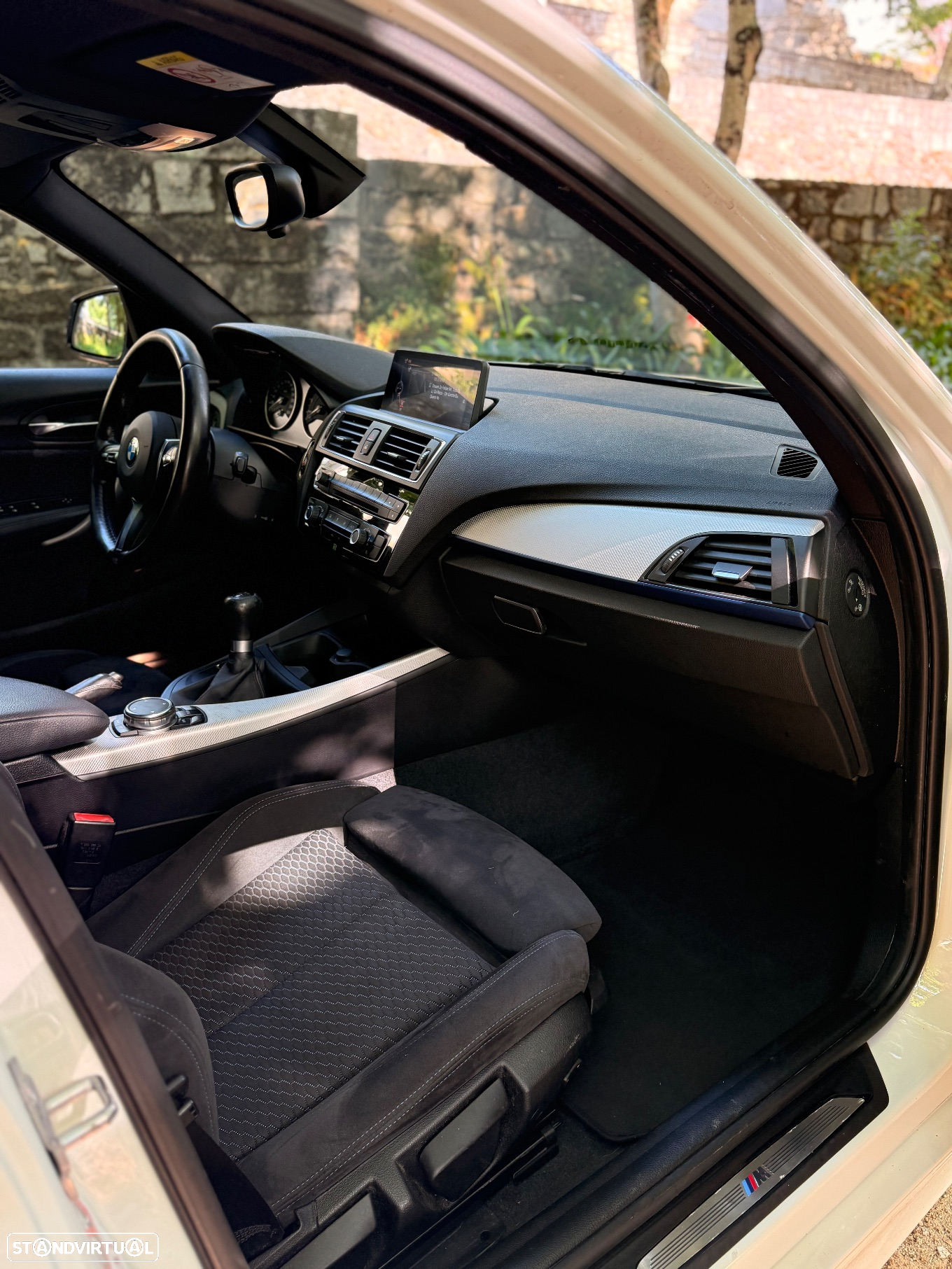 BMW 118 i Pack M - 15