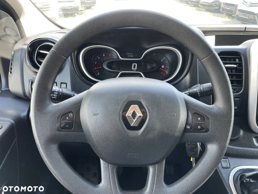 Renault Trafic - 10