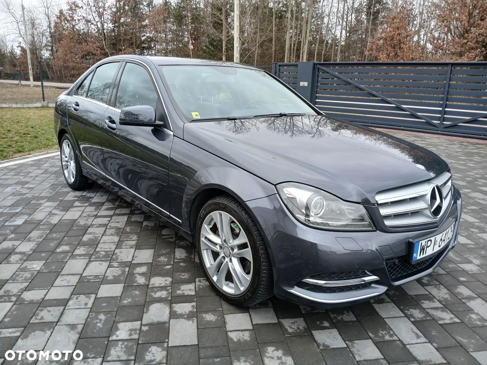 Mercedes-Benz Klasa C 220 CDI BlueEff 4-Matic Avantgarde - 2