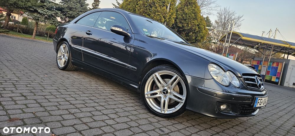 Mercedes-Benz CLK 200 Kompressor Automatik Avantgarde - 2