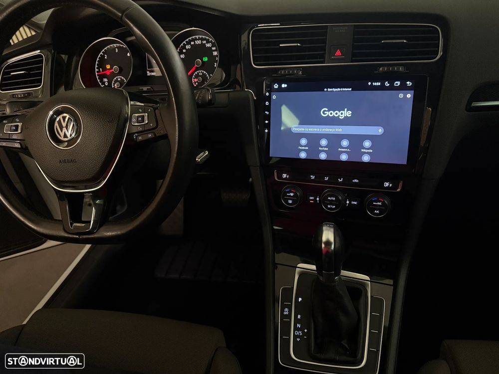 VW Golf 1.6 TDi DPF BlueMotion DSG Style - 23