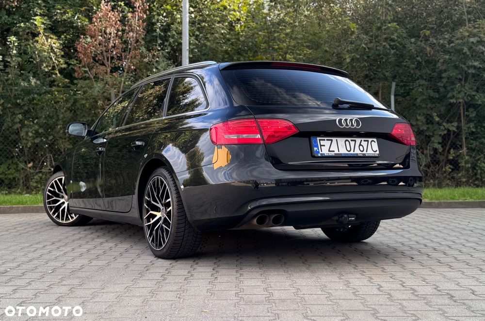 Audi A4 - 12