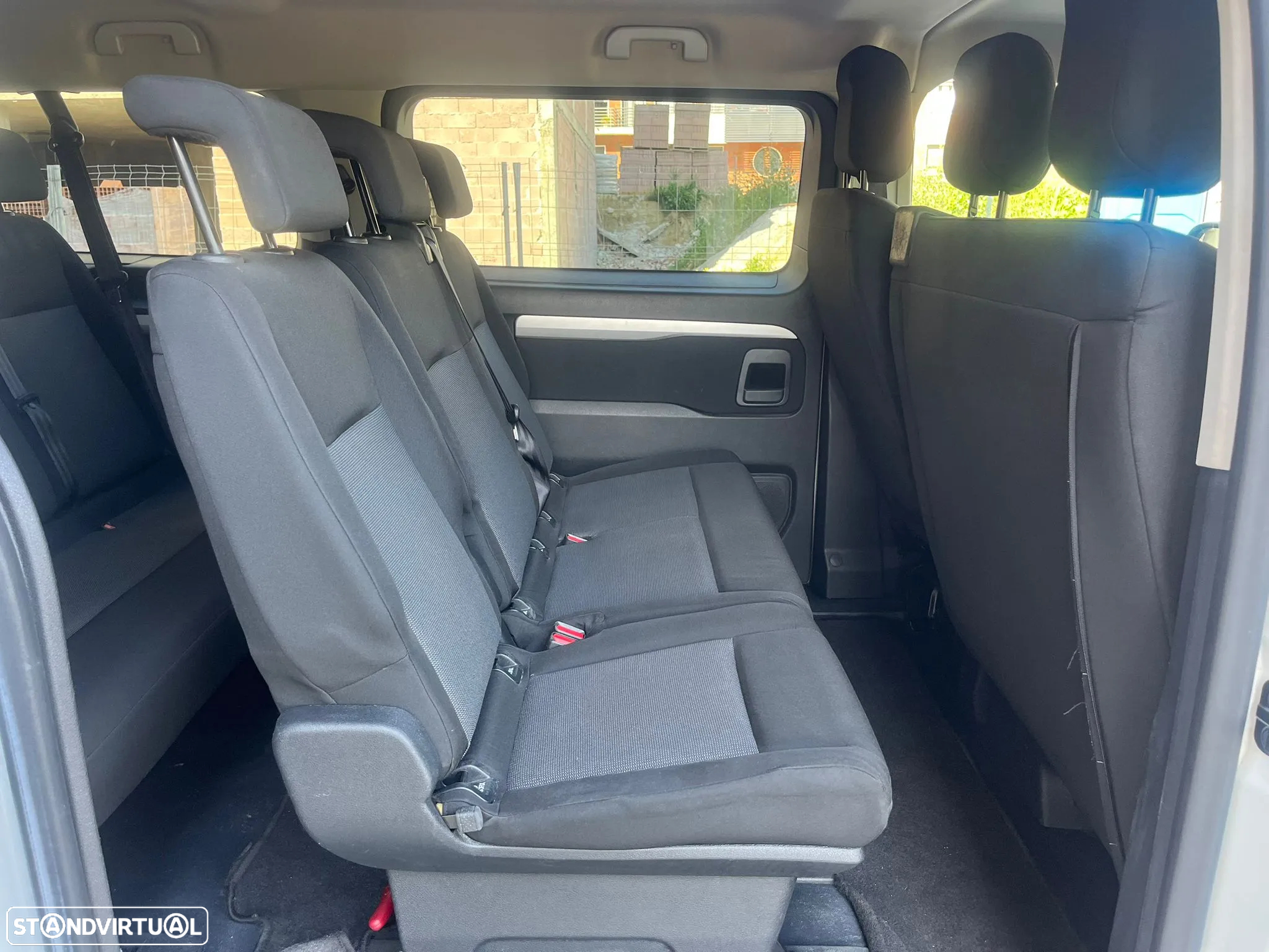Toyota Proace Verso 1.5 D-4D L3 (LONGA) - AC - 9 LUGARES - 8