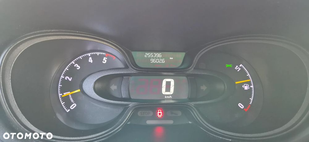 Opel Vivaro L1H1 2,7t Sport - 26