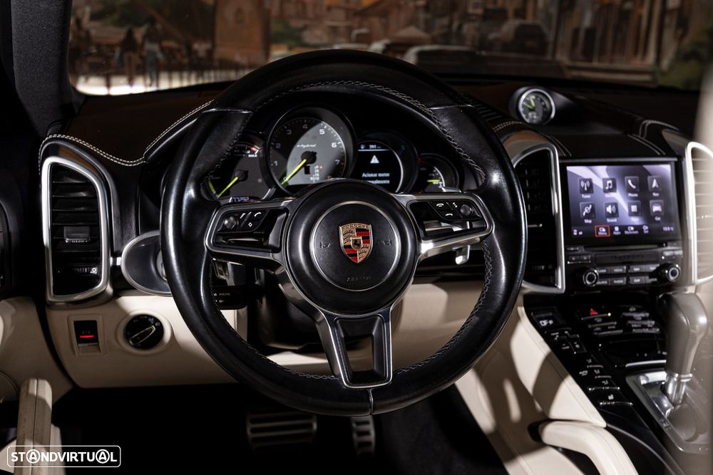 Porsche Cayenne S E-Hybrid - 14