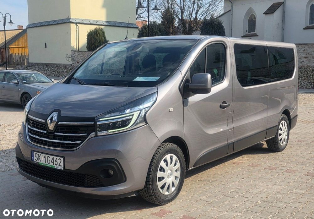 Renault Trafic - 2