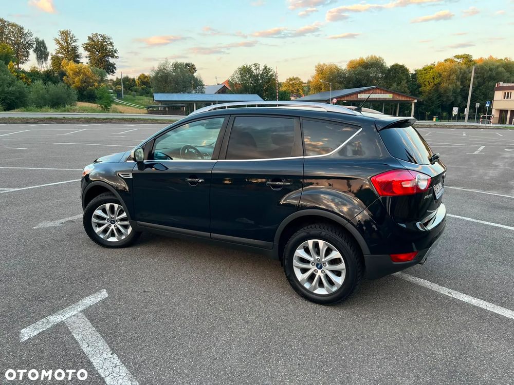 Ford Kuga 2.0 TDCi 4x4 Titanium - 6