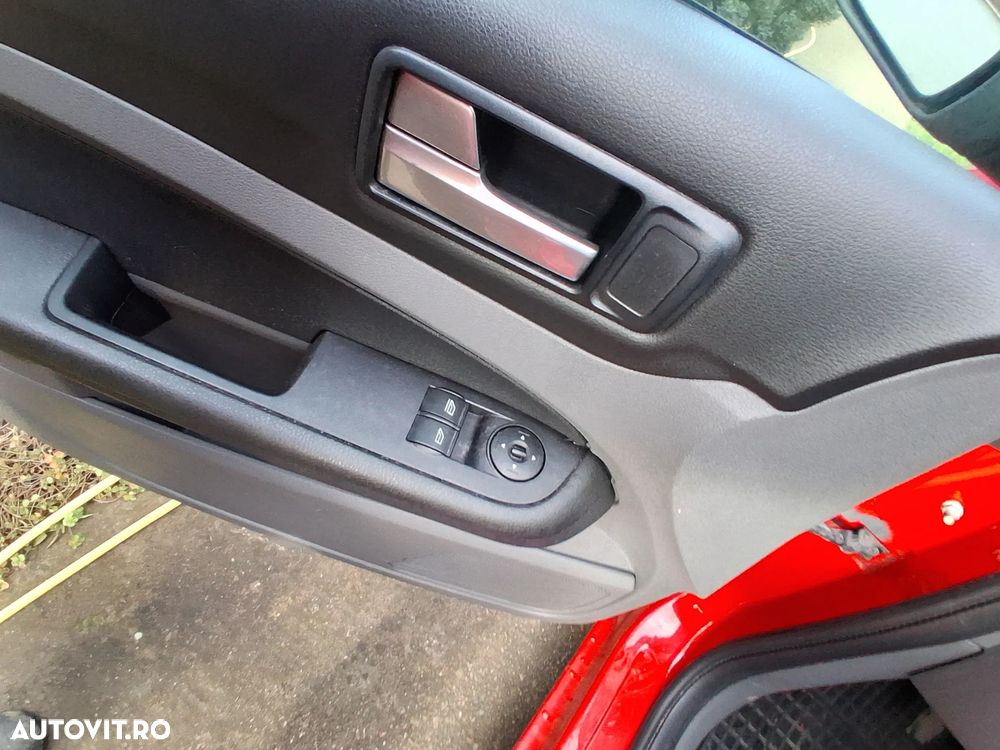 Ford Focus 1.6 TDCi DPF Concept - 11