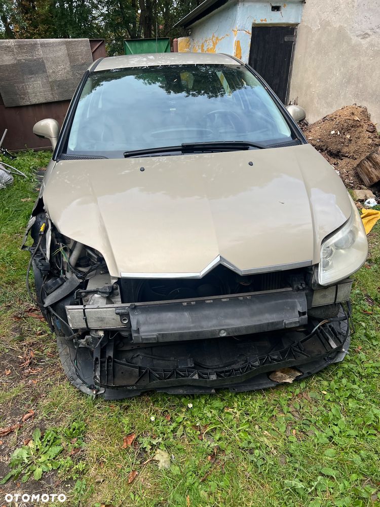 Citroën C4 2.0 HDi Exclusive - 4