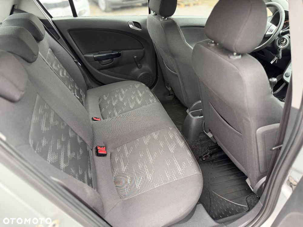 Opel Corsa - 19
