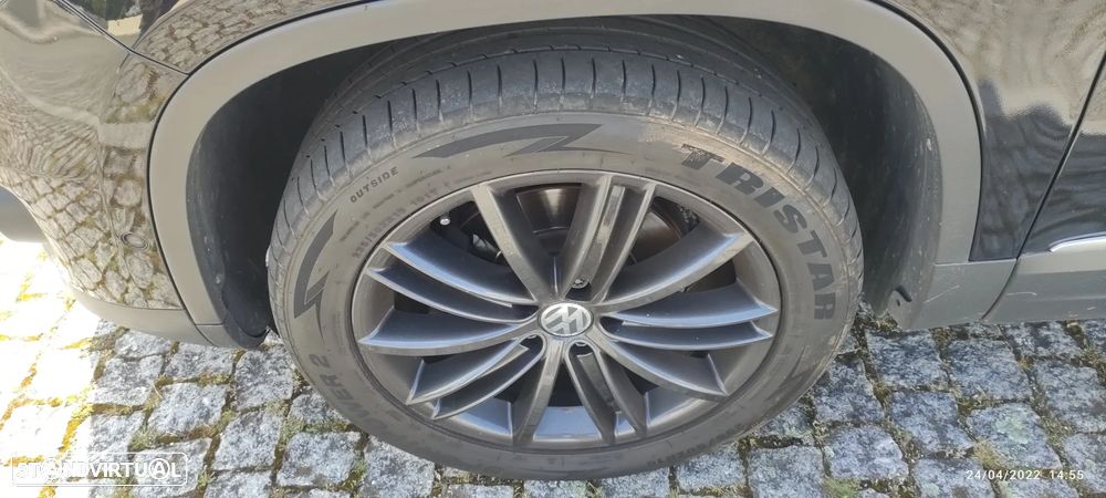 VW Tiguan 2.0 TDi Sport 4Motion - 8