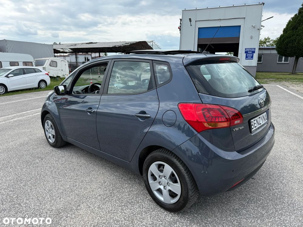 Kia Venga 1.6 CVVT Dream Team Edition - 30
