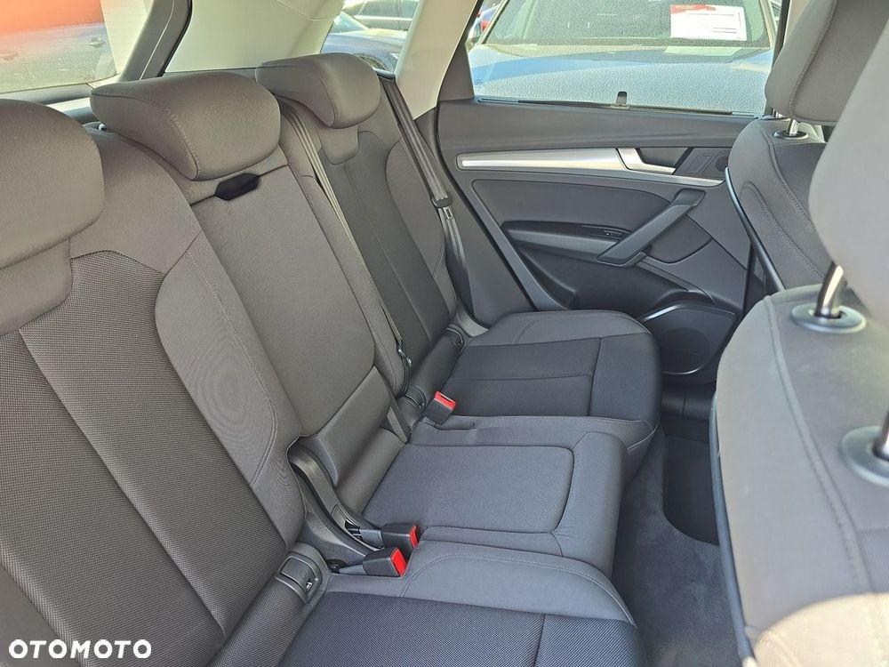 Audi Q5 40 TDI quattro S tronic S line - 11